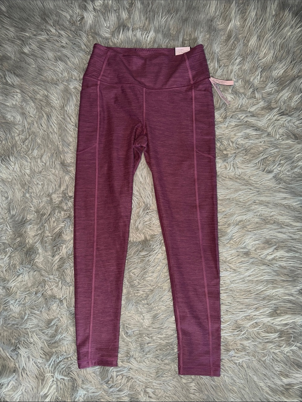 Victoria's Secret women’s Mauve size 6 Performance Leggings